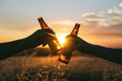 How do you taste beer and why use a teku glass? 