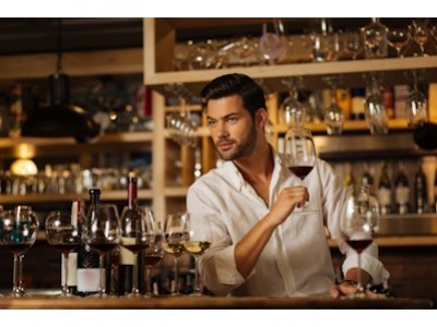5 Bicchieri da Vino Rosso da Avere Assolutamente per Esaltare i Sapori